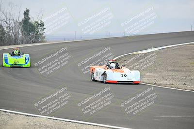 media/Jan-26-2025-CalClub SCCA (Sun) [[cfcea7df88]]/Group 6/Race/